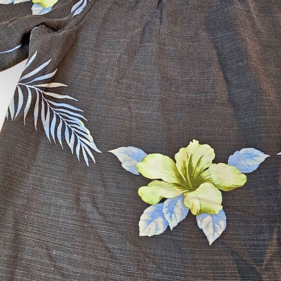 Tommy Bahama SILK Button Down Island Fit Floral Shirt Medium - Picture 6 of 6